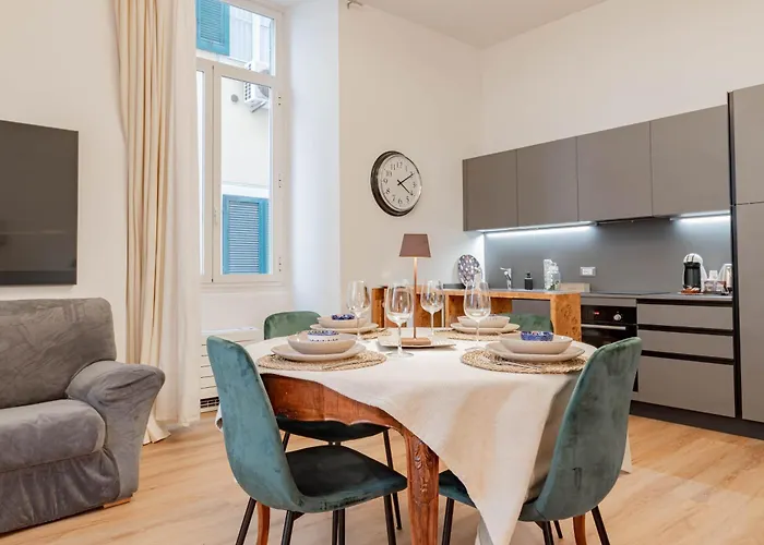 Appartamento H11 The King's Ariston - Centro Sanremo